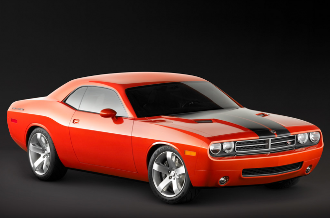 Auto magazin Fiat 128 Coupe Dodge Challenger