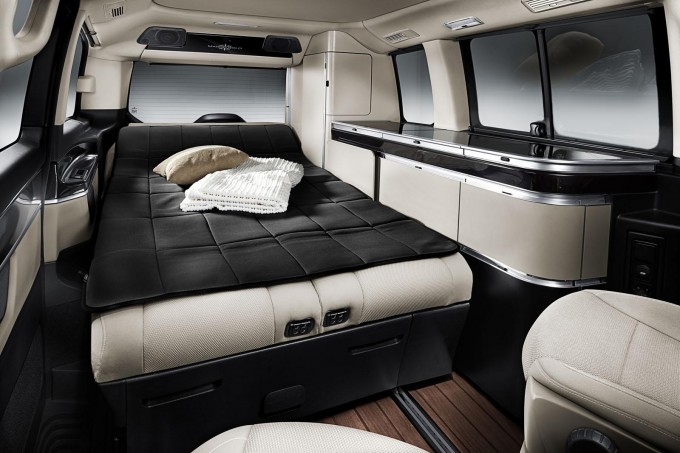 Auto magazin Mercedes Marco Polo 1