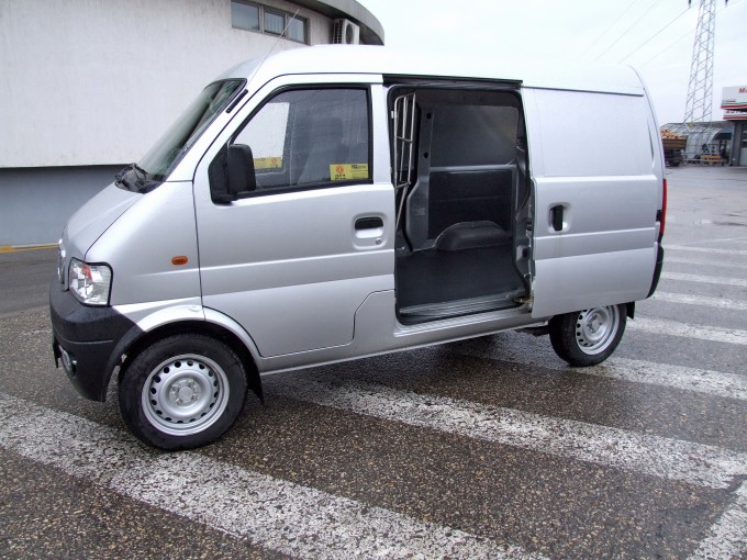 auto magazin dong feng dfm