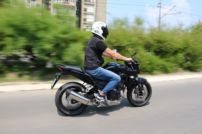 Auto magazin Honda CB 500F Auto magazin Honda CB 500F