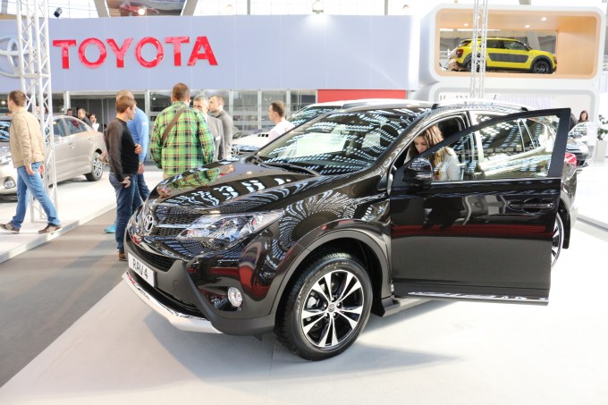 auto magazin beogradski sajam salon automobila u beogradu toyota 7