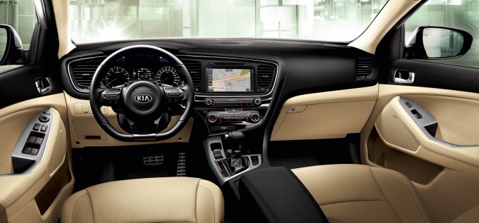 KIA Optima int