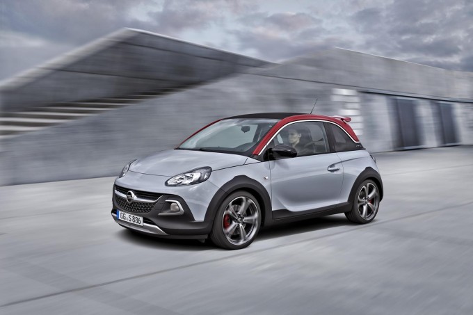auto magazin Opel Adam Rocks S