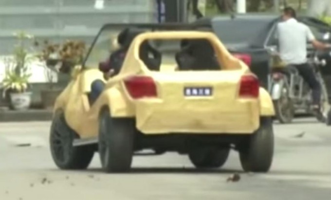 auto magazin odstampan prvi kineski 3D auto