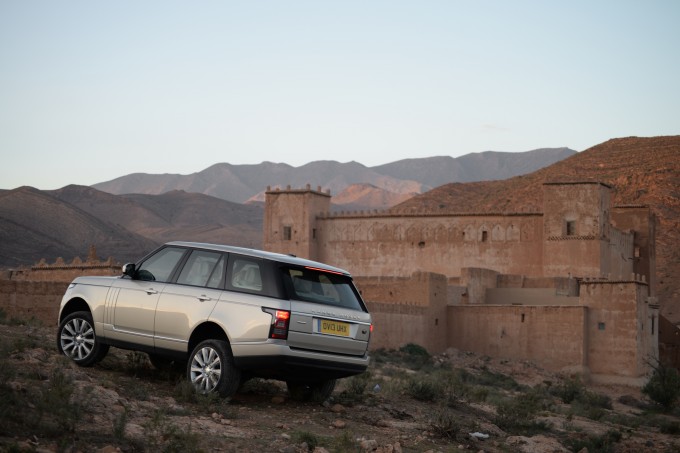 auto magazin magazinauto.com range rover morocco sahara advanture avantura maroko