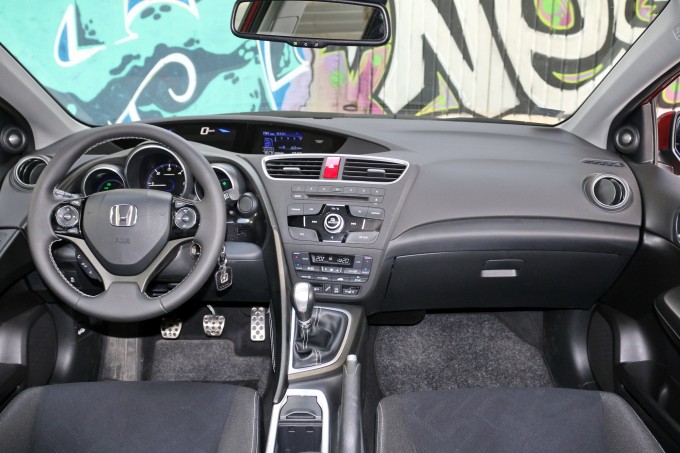 Auto magazin Srbija honda civic tourer test
