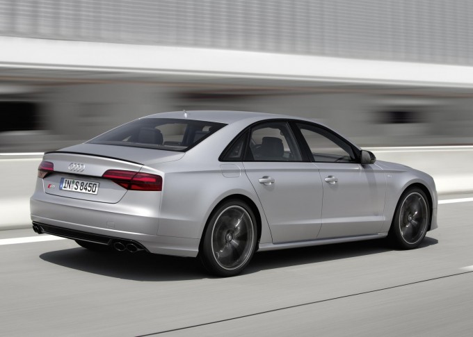 auto magazin audi s8 plus