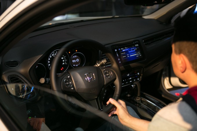 auto magazin srbija honda hr-v salon novi beograd
