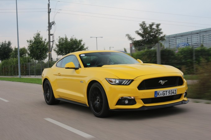 Auto magazin ford mustang promocija