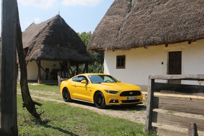 Auto magazin ford mustang promocija