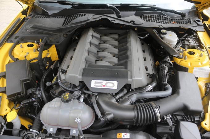 Auto magazin ford mustang promocija