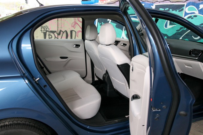 Auto magazin peugeot 301 1.6 vti test