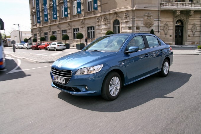 Auto magazin peugeot 301 1.6 vti test