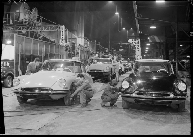 Auto magazin citroen ds 50 godina