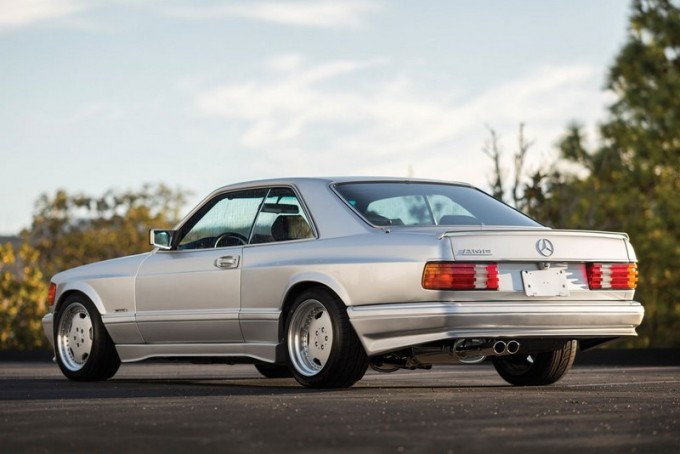 auto magazin srbija Mercedes 560 SEC 6.0 AMG Wide Body