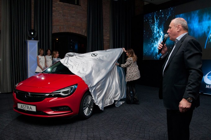 auto-magazin-srbija-nova-opel-astra-u-beogradu