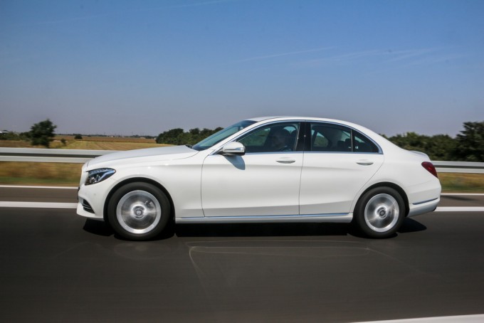 Auto magazin mercedes c220 bluetec test