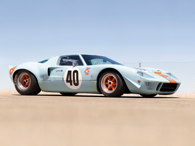 Ford_gt40_gulf_oil_le_mans_23
