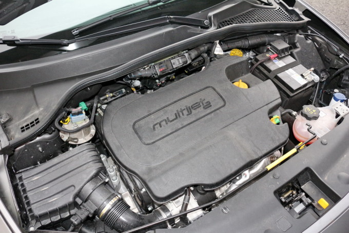 Auto magazin fiat tipo sedan limuzina 4dr 2016 1,6 mjet2 test review
