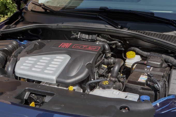 Auto magazin Srbija FIAT Tipo 5 dr and station wagon karavan 2016 promocija preview