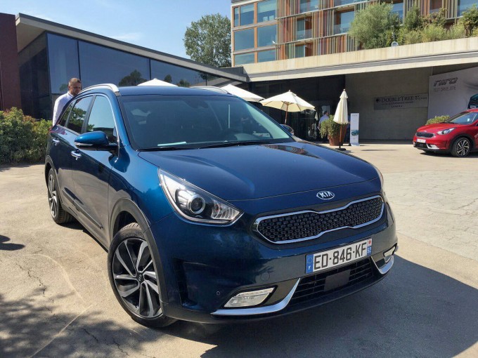 magazinauto.com srbija kia niro 2016 promocija preview