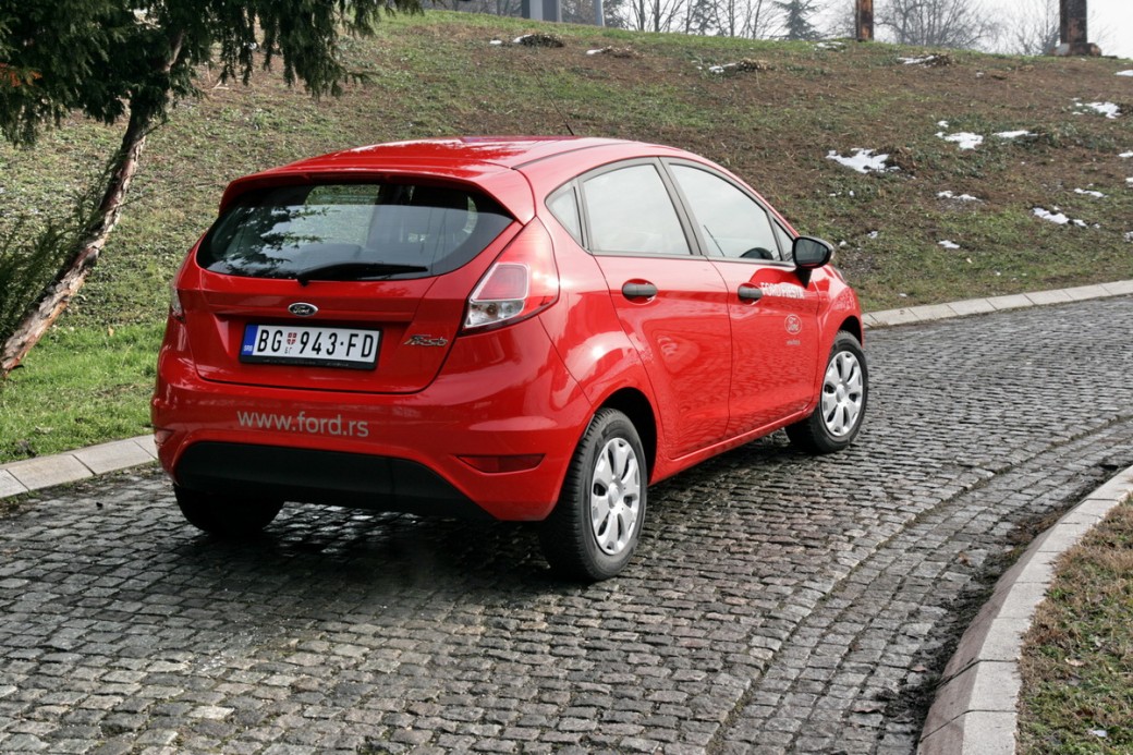 magazinauto.com srbija ford fiesta ambiente 2015 srbija test review