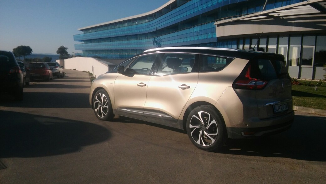 auto magazin rs srbija na premijeri renault scenic