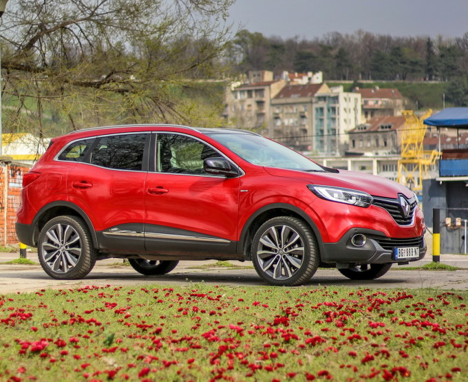 Auto magazin Renault Kadjar Bose Edition dCi 130 4WD review 2016 test