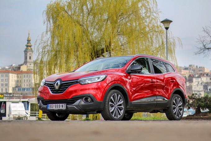 Auto magazin Renault Kadjar Bose Edition dCi 130 4WD review 2016 test