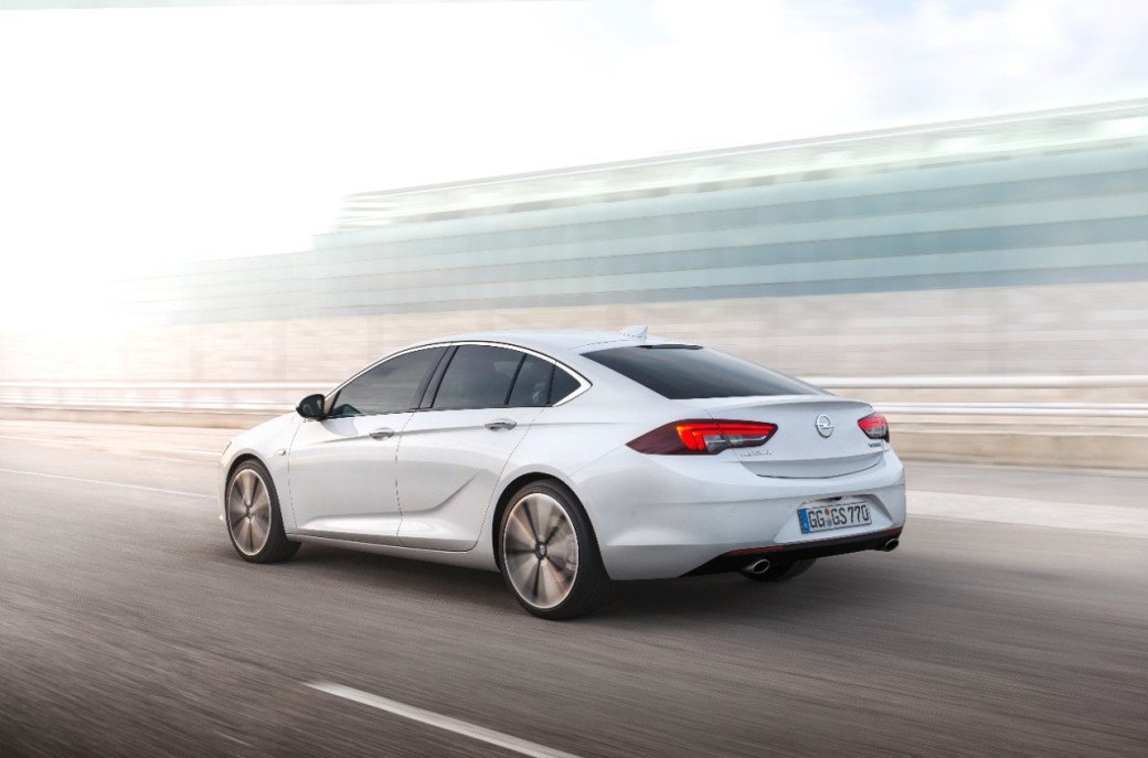 auto magazin srbija opel insignia grand sport