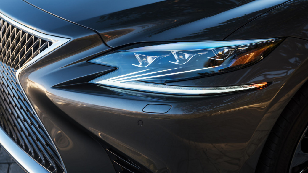 auto magazin srbija 2018 lexus ls