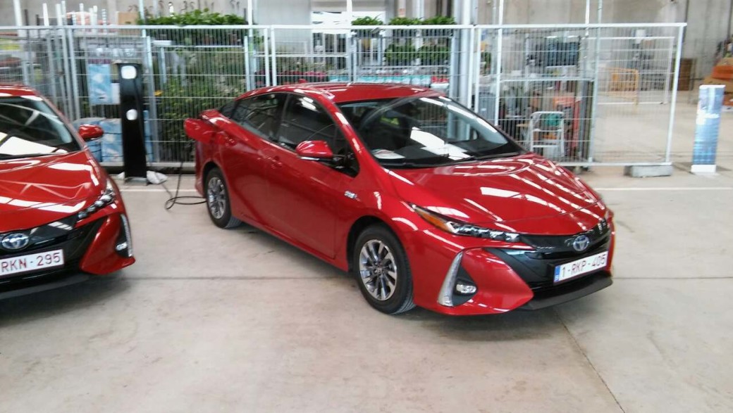 auto magazin srbija Toyotu Prius Plug-in Hybrid