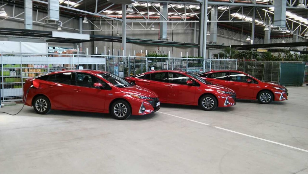 auto magazin srbija Toyotu Prius Plug-in Hybrid