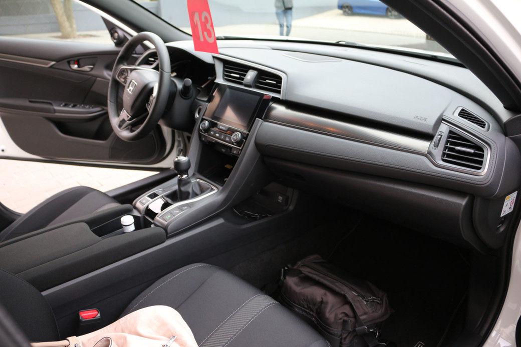 auto magazin srbija nova honda civic barcelona