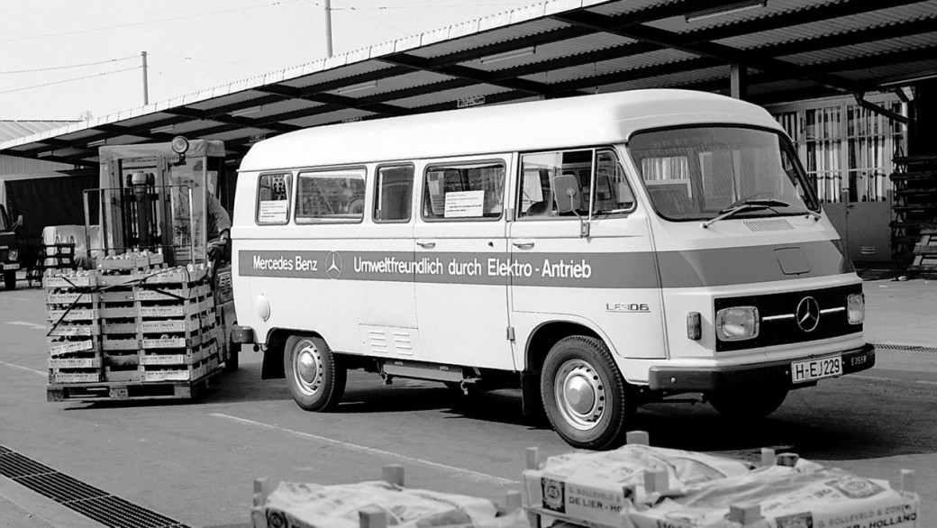 auto-magazin-srbija-1972-mercedes-benz-le-306