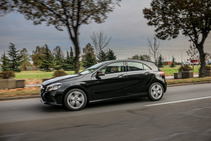 Auto magazin Mercedes A180d 03
