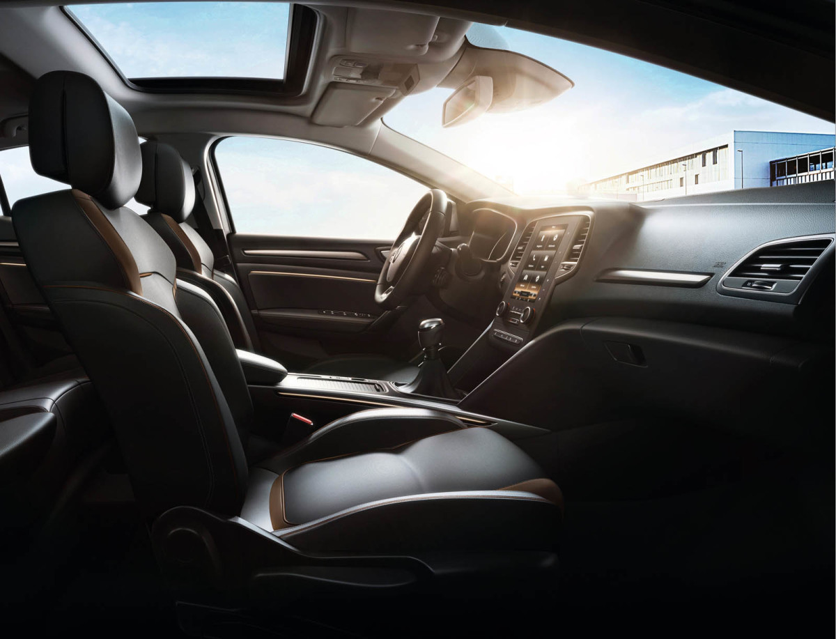 auto magazin srbija renault megane akaju