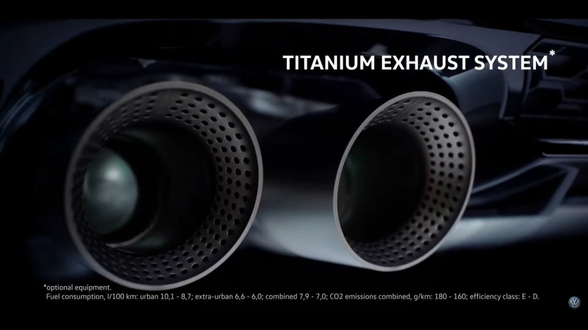 auto-magazin-srbija-vw-golf-r-with-performance-package