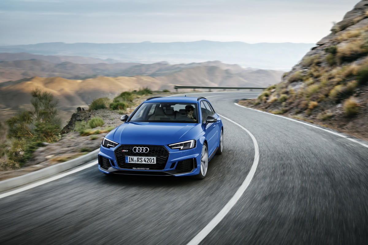 auto-magazin-srbija-2018-audi-rs4-avant