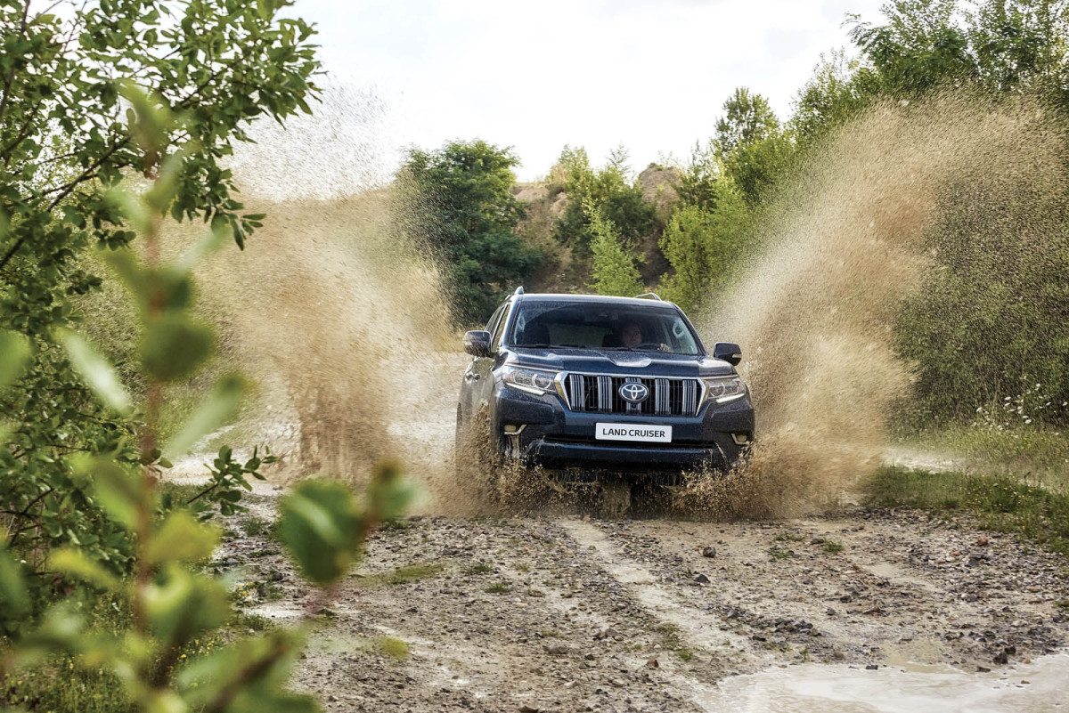 auto-magazin-srbija-land-cruiser-2017