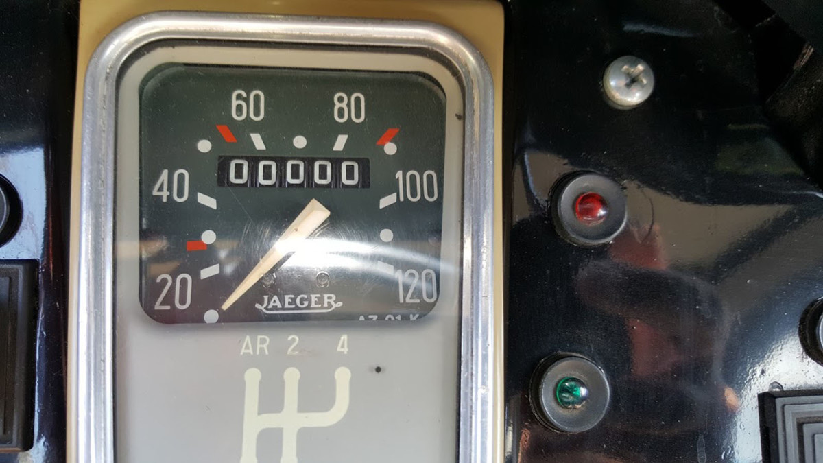 auto magazin srbija Citroën 2CV6 Special spaki spale ognjen đerić