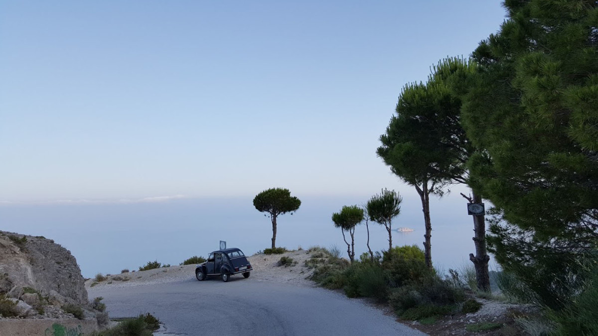 auto magazin srbija Citroën 2CV6 Special spaki spale ognjen đerić