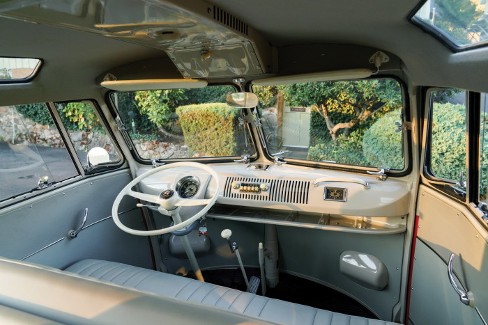 Auto-magazin-Srbija-1960-vw-microbus-23-window
