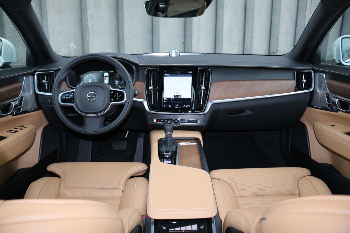 Auto magazin Srbija Test Volvo V90 D5 A AWD Inscription