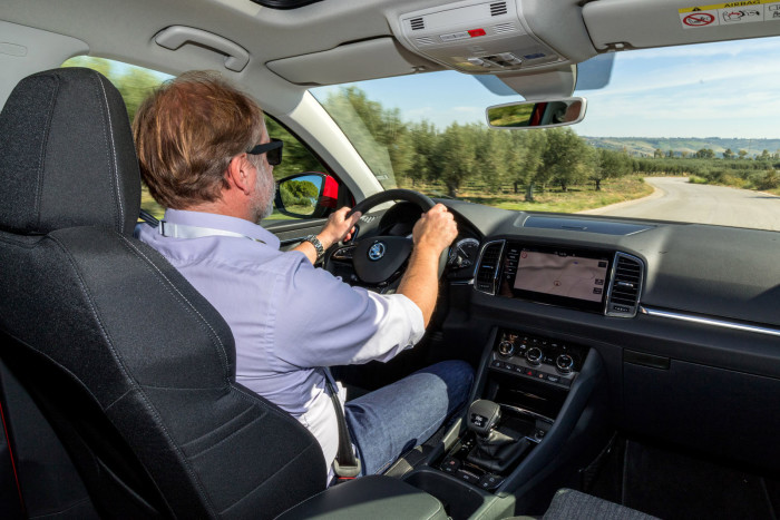 auto magazin srbija test škoda karoq sicilia