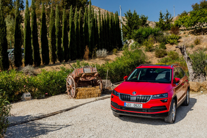 auto magazin srbija test škoda karoq sicilia
