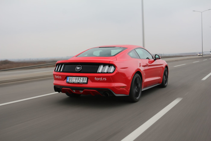 Auto magazin Srbija Ford Mustang Fastback 2.3 GTDi EcoBoost