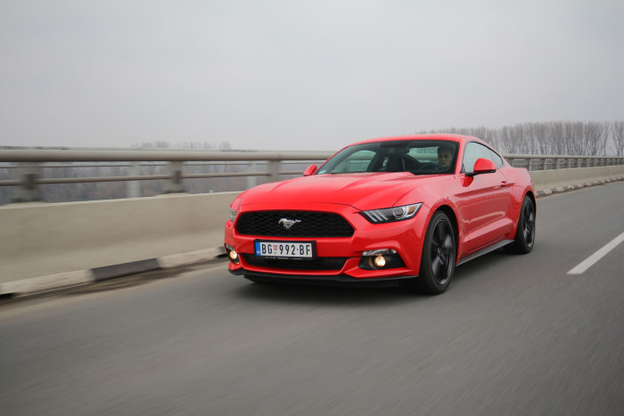Auto magazin Srbija Ford Mustang Fastback 2.3 GTDi EcoBoost