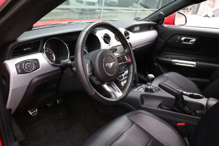 Auto magazin Srbija Ford Mustang Fastback 2.3 GTDi EcoBoost