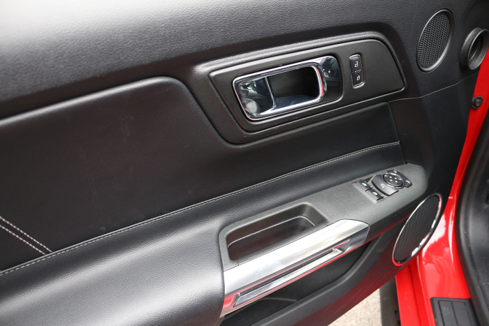 Auto magazin Srbija Ford Mustang Fastback 2.3 GTDi EcoBoost